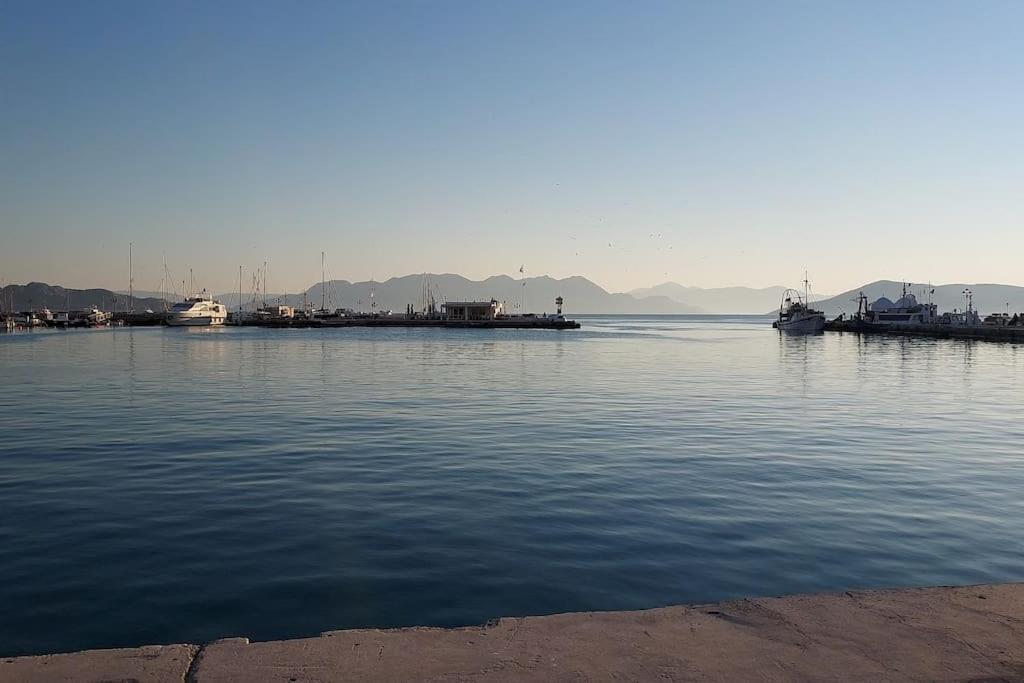 Aegina Luxury Apartments Eksteriør bilde